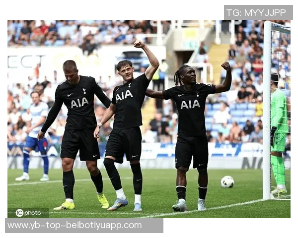 赫顿强调热刺需达到完全体后才能公正评估弗兰克的执教表现 赫顿强调热刺需达到完全体后才能公正评估弗兰克的执教表现