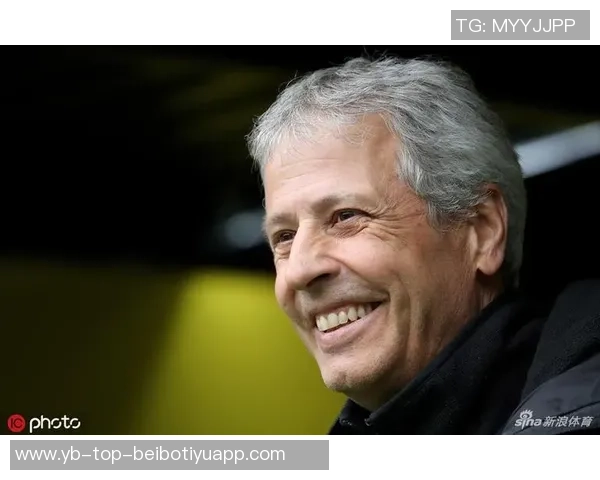 杜塞尔多夫正式签约多特蒙德年轻中锋保利纳转会费为40万欧元