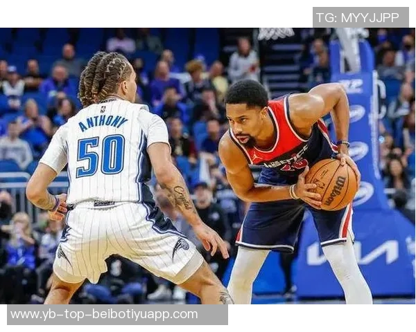 波斯特解析勇三疯战术强调防守策略与限制对方进攻效率 波斯特解析勇三疯战术强调防守策略与限制对方进攻效率